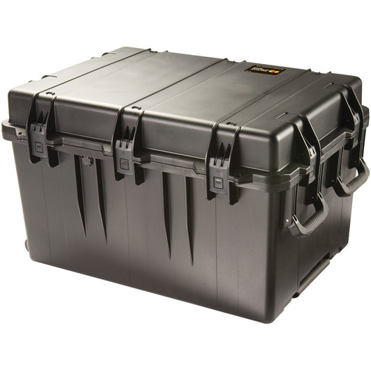 Pelican iM3075 Storm Case, closed view